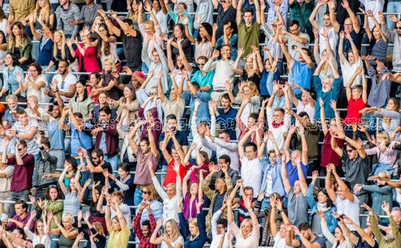 最昂贵的体育盛会：超级碗为何成为全球最大的单场电视转播费赛事